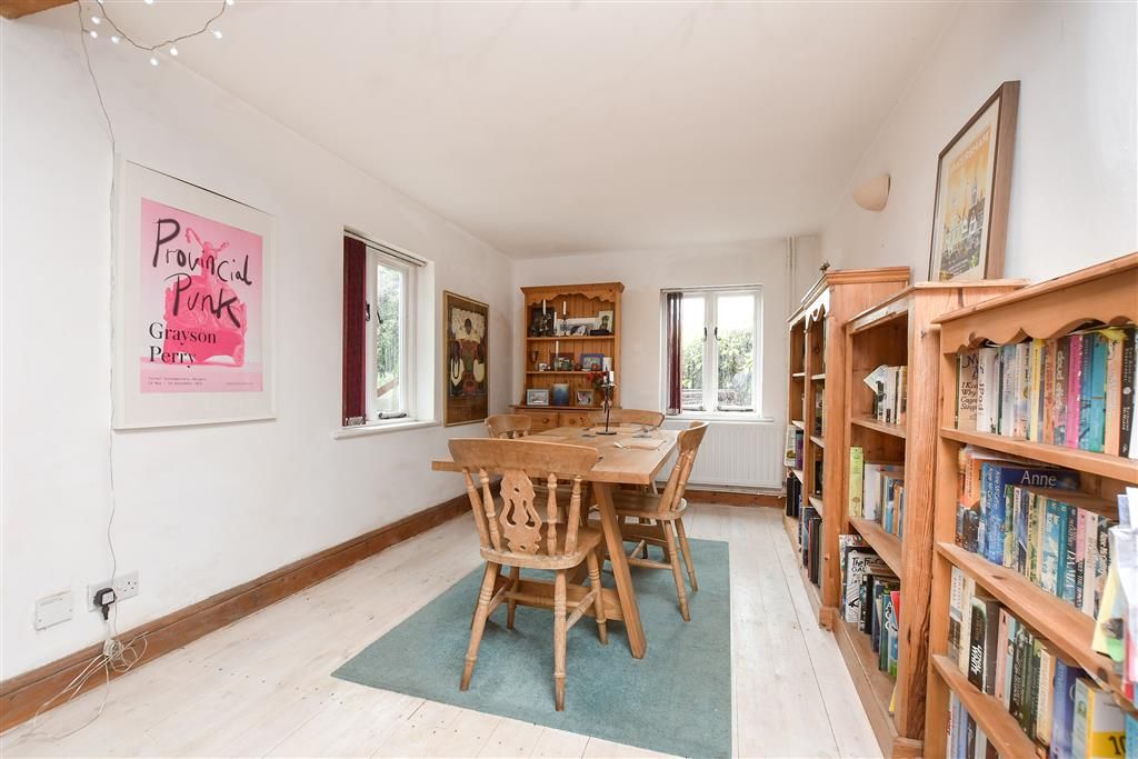 Property photo 1 of 11 Lounge/Dining Room
