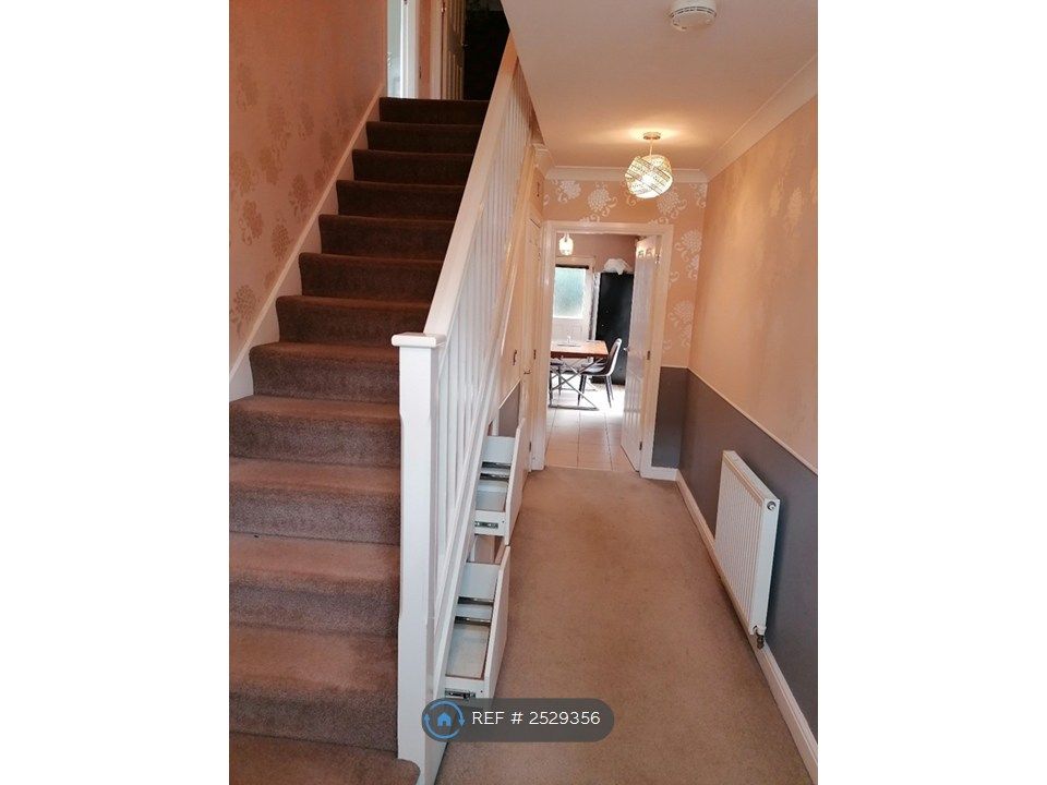 Property photo 3 of 10 Downstairs Hall