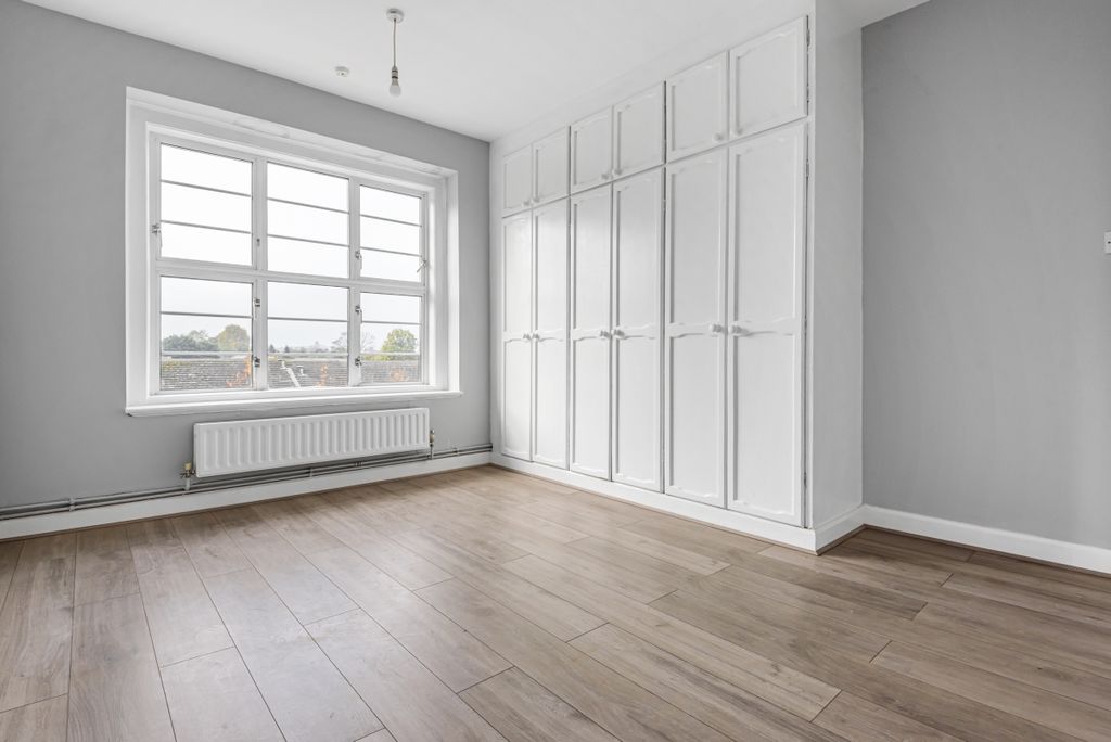 Property photo 3 of 6 922570 (3)