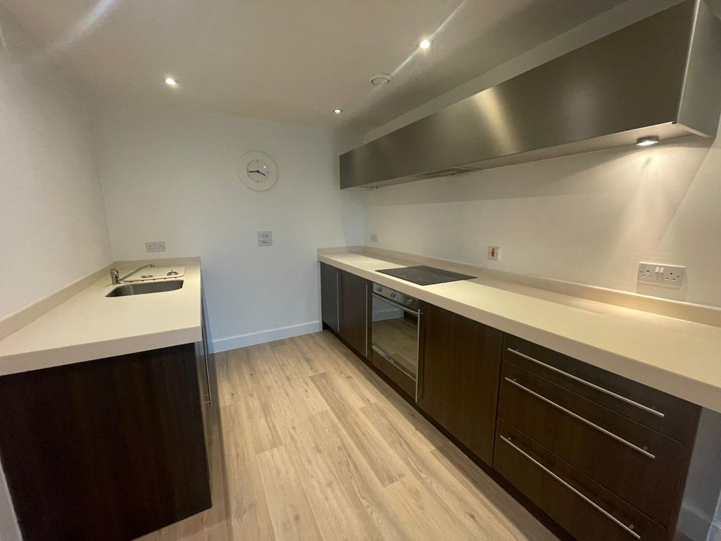 Property photo 2 of 10 Picture No. 29