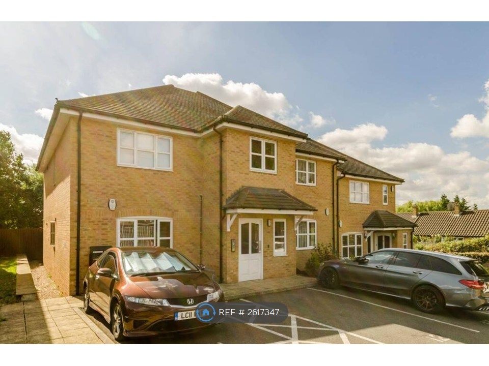 Property photo 2 of 9