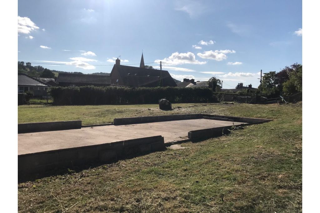 Property photo 2 of 9