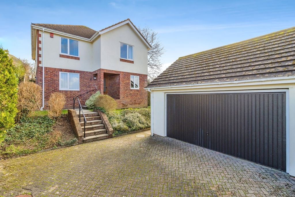 Property photo 1 of 19 Pbox-Img.Jpg