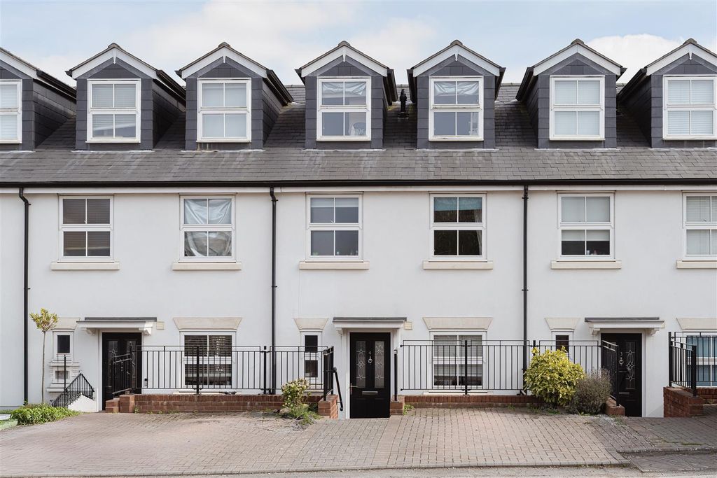 Property photo 1 of 13 1.Jpg