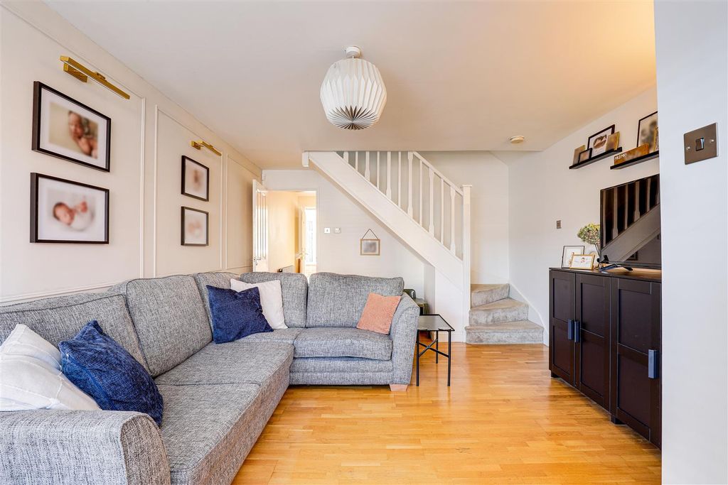 Property photo 2 of 21 Img_6937-Img_6941.Jpg