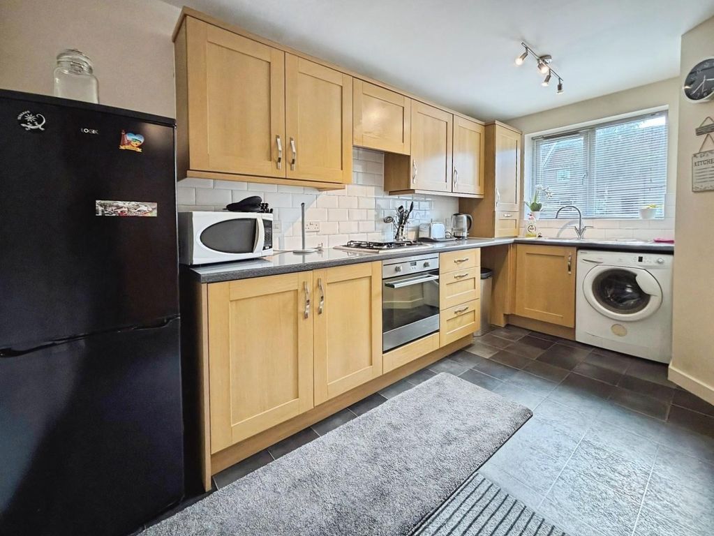 Property photo 3 of 15 F99A98A8-Img_1393.Jpeg