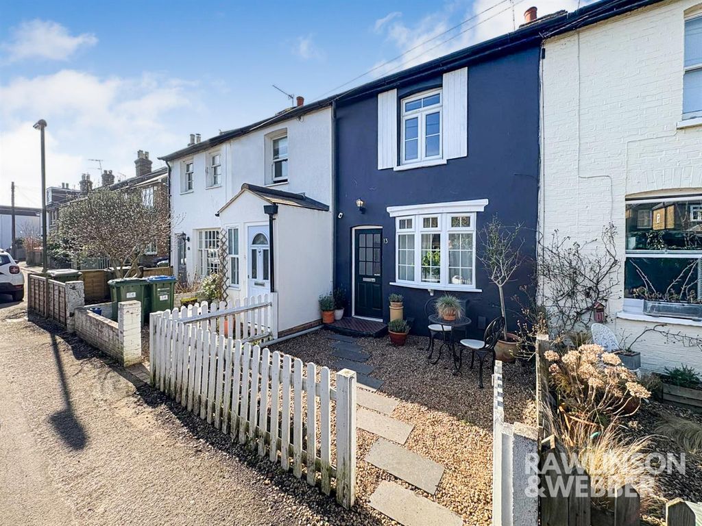Property photo 1 of 15 Frot 3.Jpg
