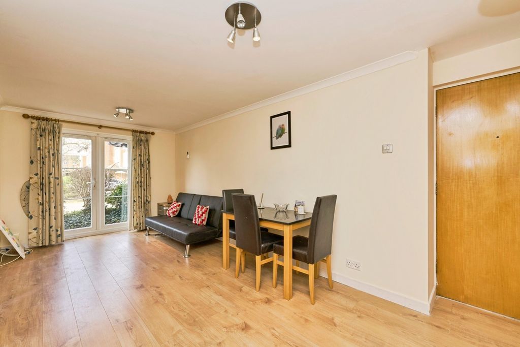 Property photo 2 of 14 Pbox-Img.Jpg