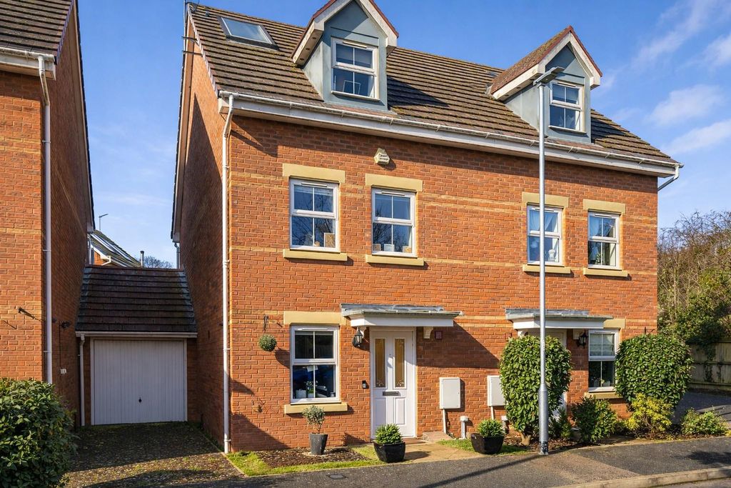 Property photo 1 of 19 1111.Jpg