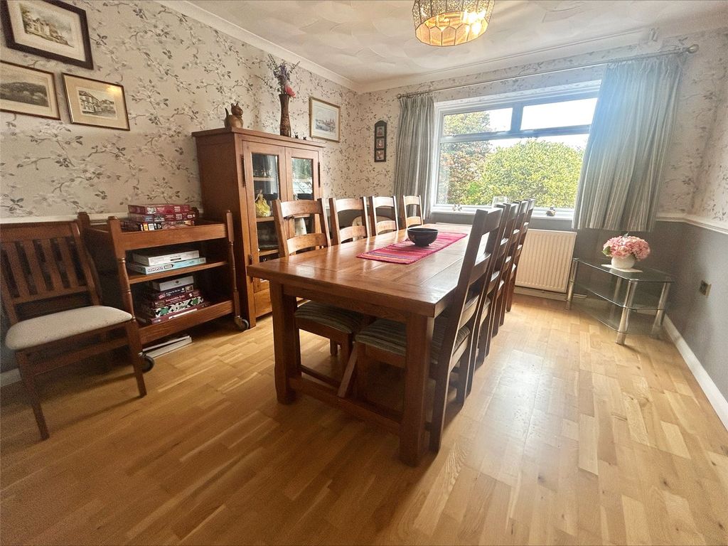 Property photo 2 of 20 Picture No. 10