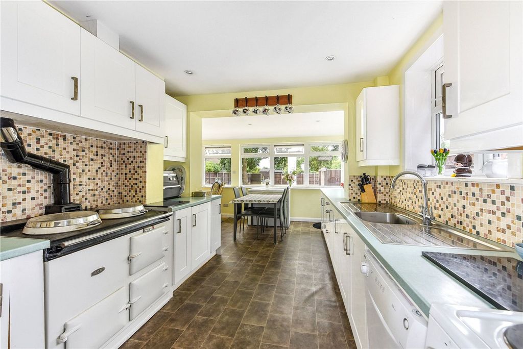 Property photo 3 of 25 Picture No. 14