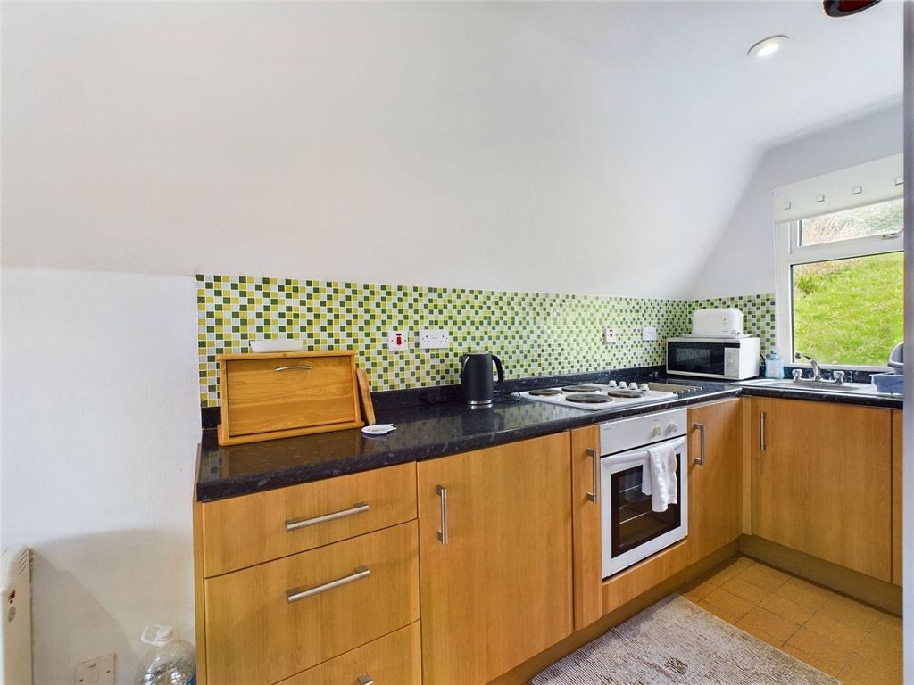 Property photo 3 of 12 Picture No. 12