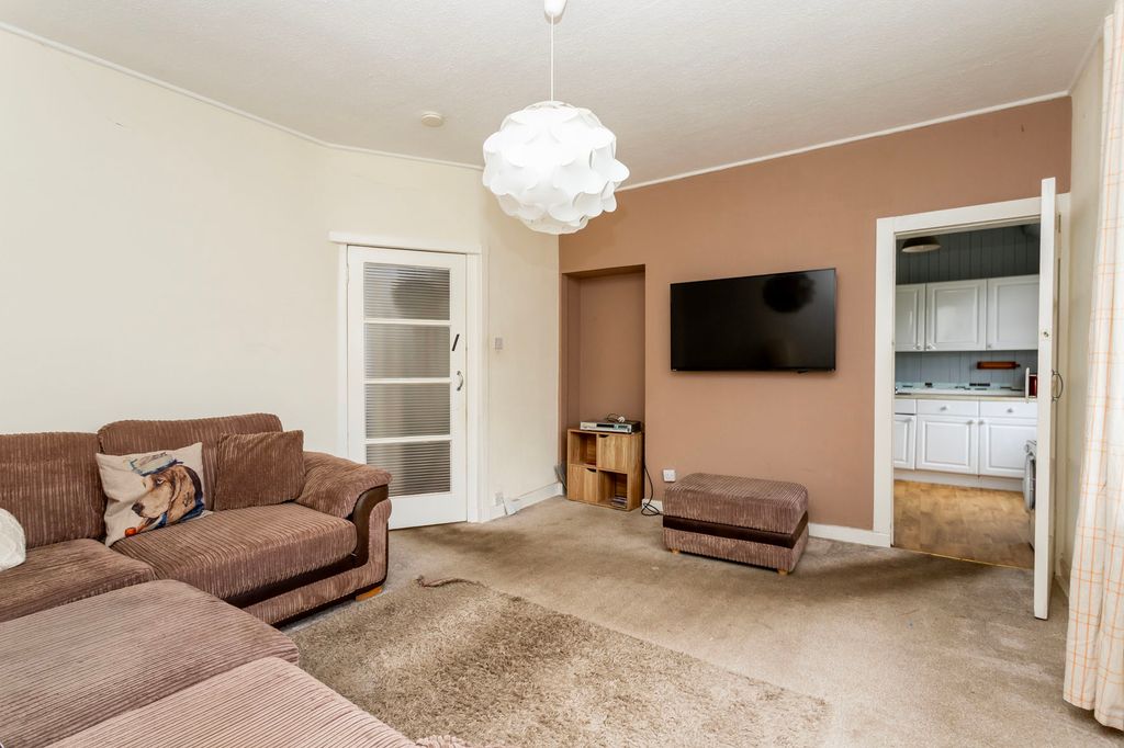 Property photo 2 of 12 Property Image 2