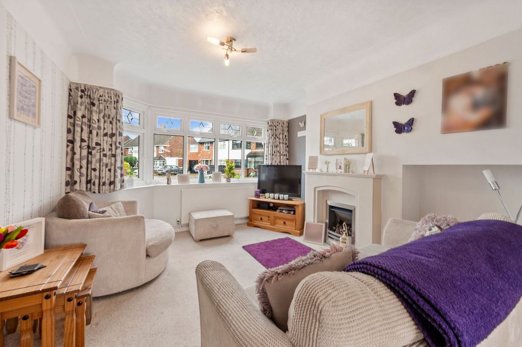Property photo 2 of 49