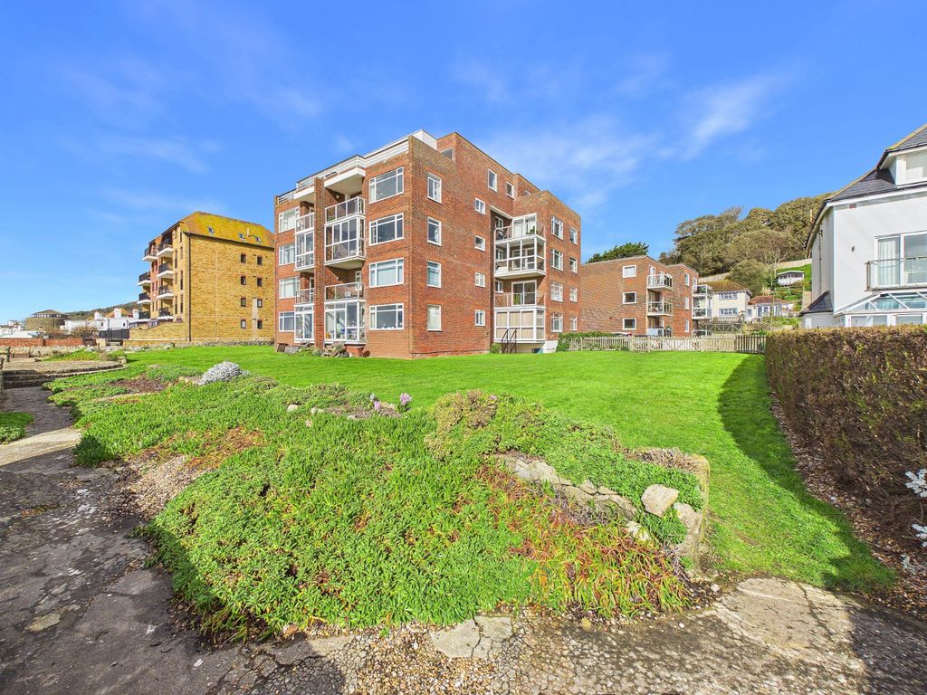 Property photo 2 of 19 Beach Marine