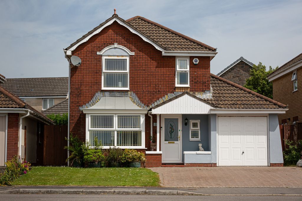 Property photo 1 of 29