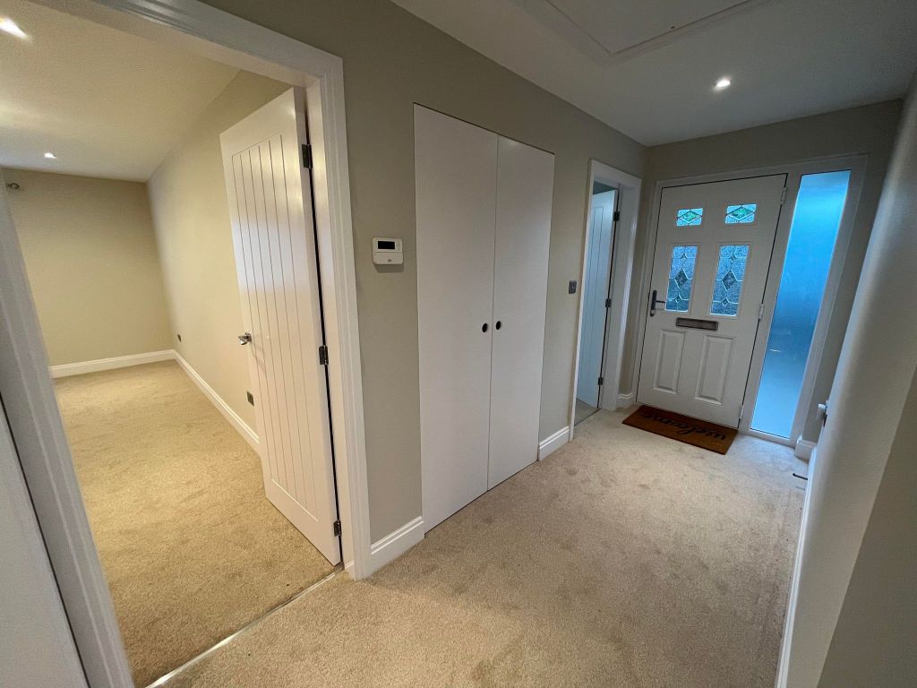 Property photo 3 of 24