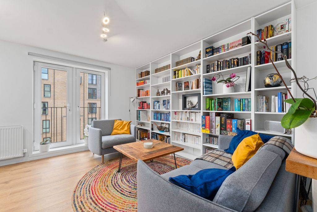 Property photo 2 of 16 Property Image 2