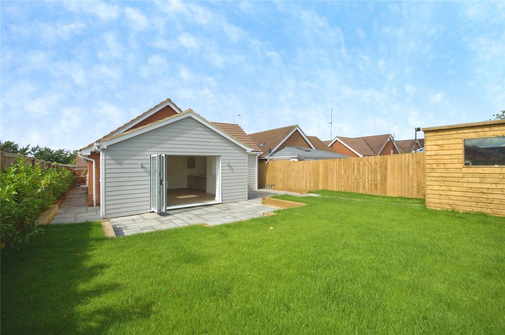 Property photo 2 of 20 Picture No. 37