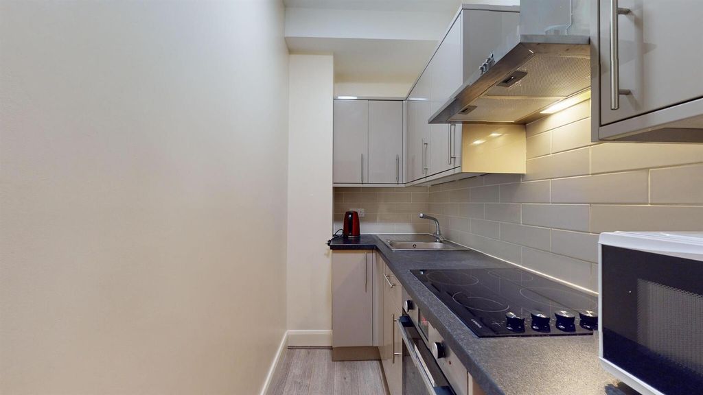 Property photo 2 of 8 6659E37B35B329Cf1A9Cafeb_999Aebdba8830258B09Fbf5F0