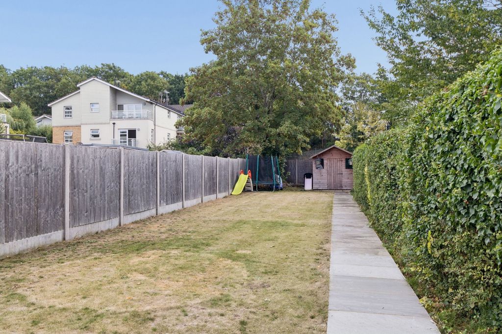 Property photo 3 of 15