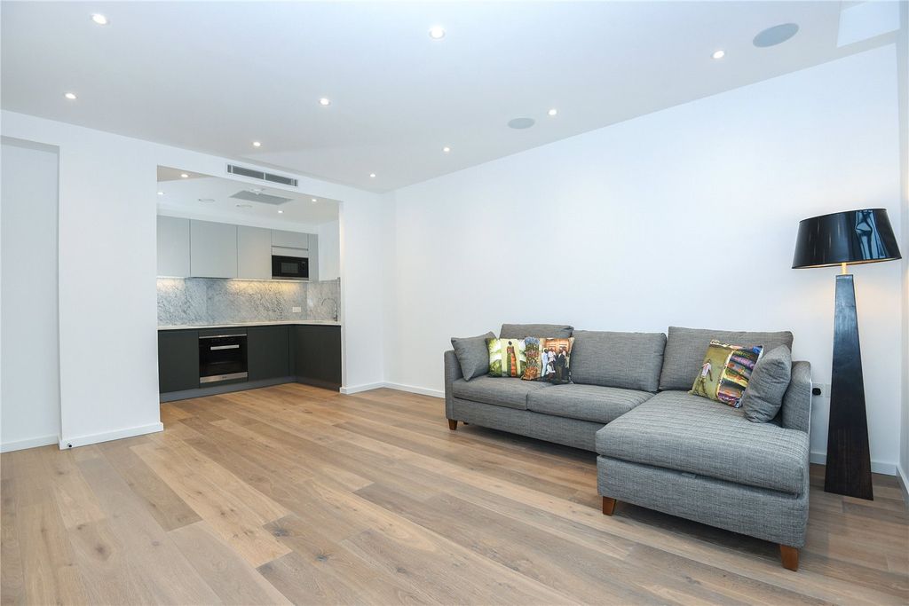 Property photo 1 of 7 Reception Room