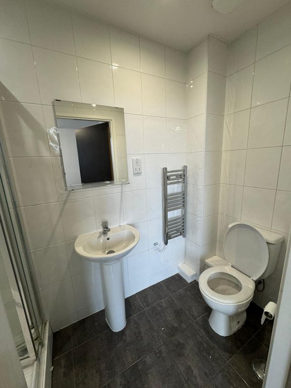 Property photo 3 of 6 Property Photo