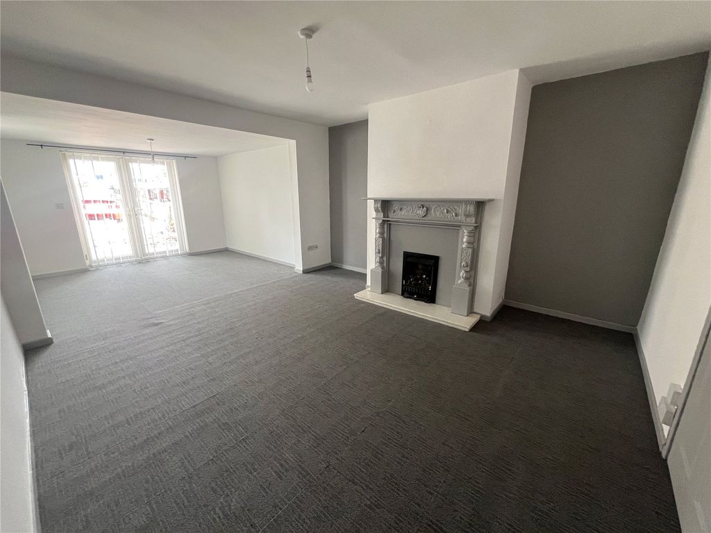 Property photo 2 of 12 Picture No. 05