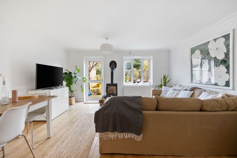 Property photo 1 of 15 Photo 9