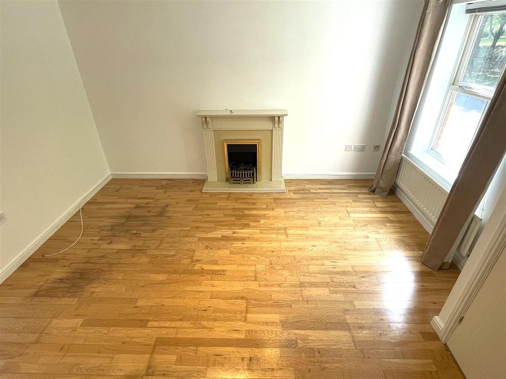 Property photo 2 of 12 Img_0882.Jpg