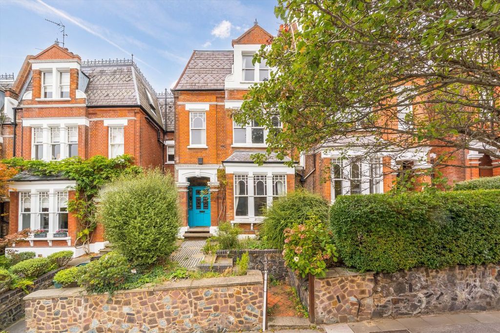 Property photo 1 of 9