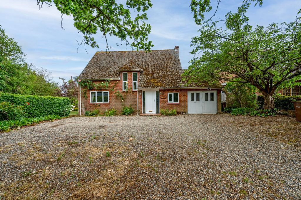 Property photo 1 of 27
