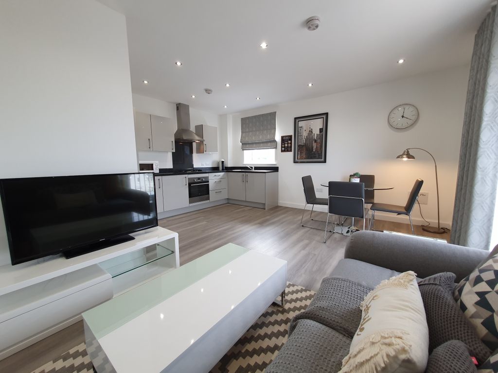 Property photo 1 of 18 Living Room/Kitchen Open Concept