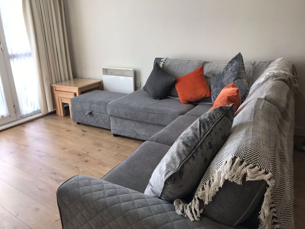 Property photo 3 of 12 Picture No. 50