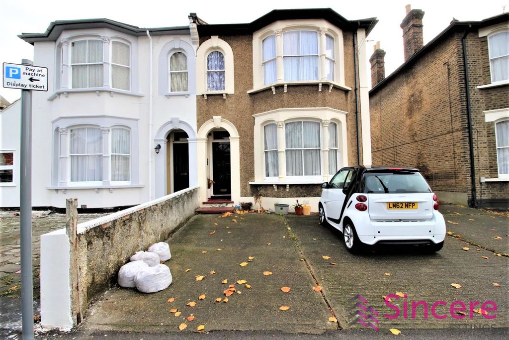 Property photo 2 of 10 5.Png