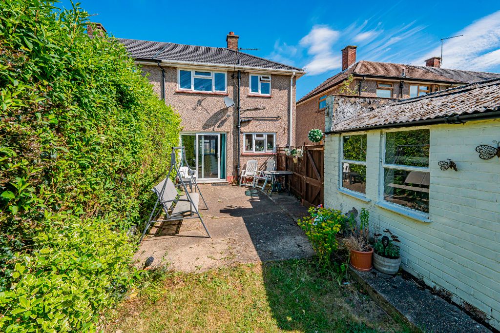 Property photo 2 of 14