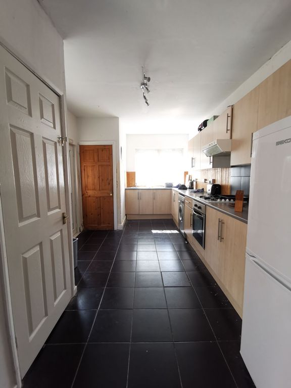 Property photo 1 of 4