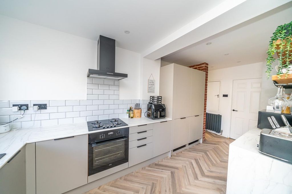 Property photo 3 of 42 Webbs-31.Jpg