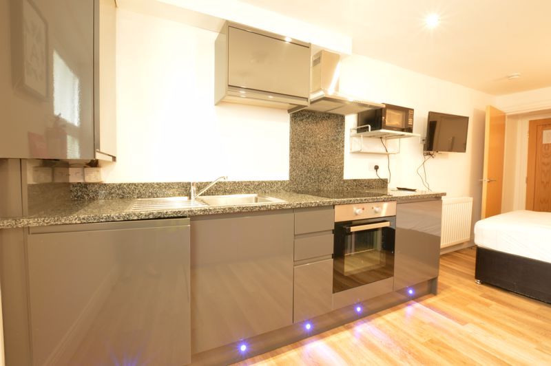 Property photo 3 of 5 Photo 5