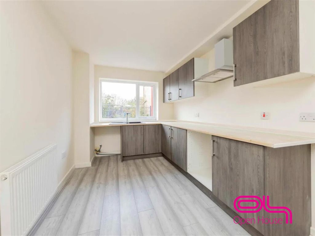 Property photo 3 of 15 Untitled Design (75).Png