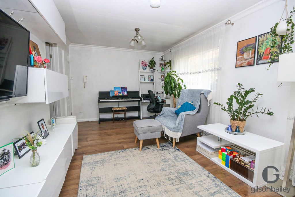 Property photo 3 of 12 Img_8881-2