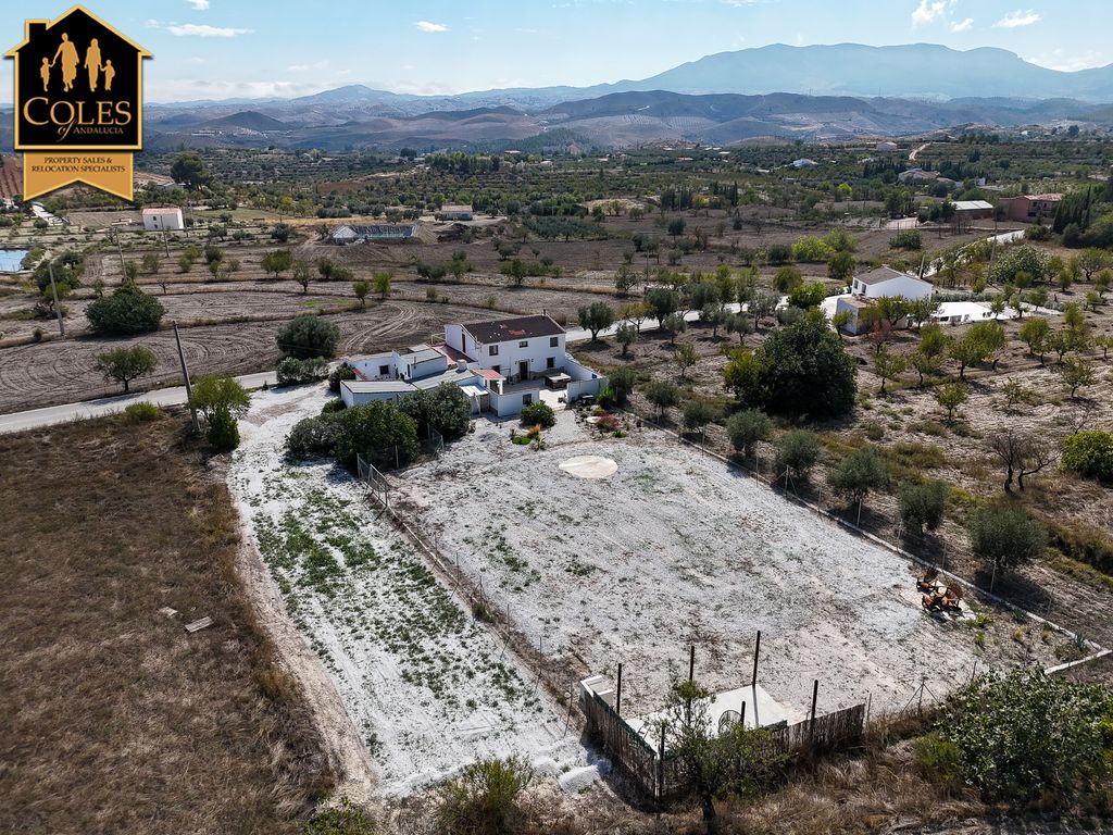 Property photo 3 of 38