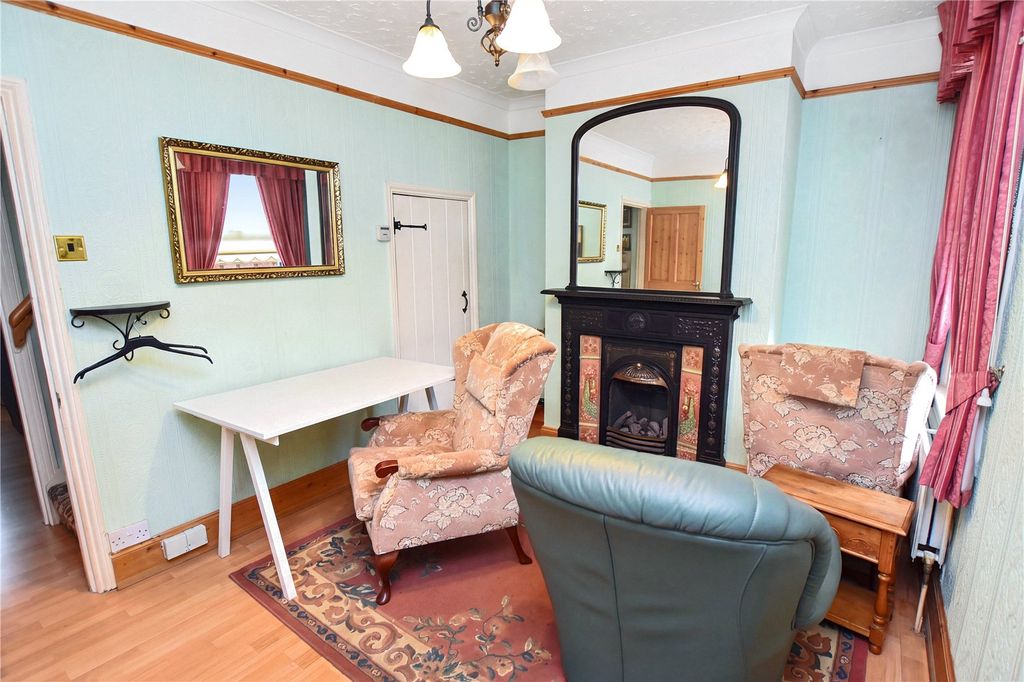 Property photo 3 of 11 Picture No. 05