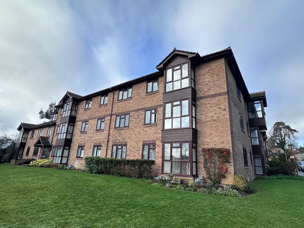 Property photo 1 of 8