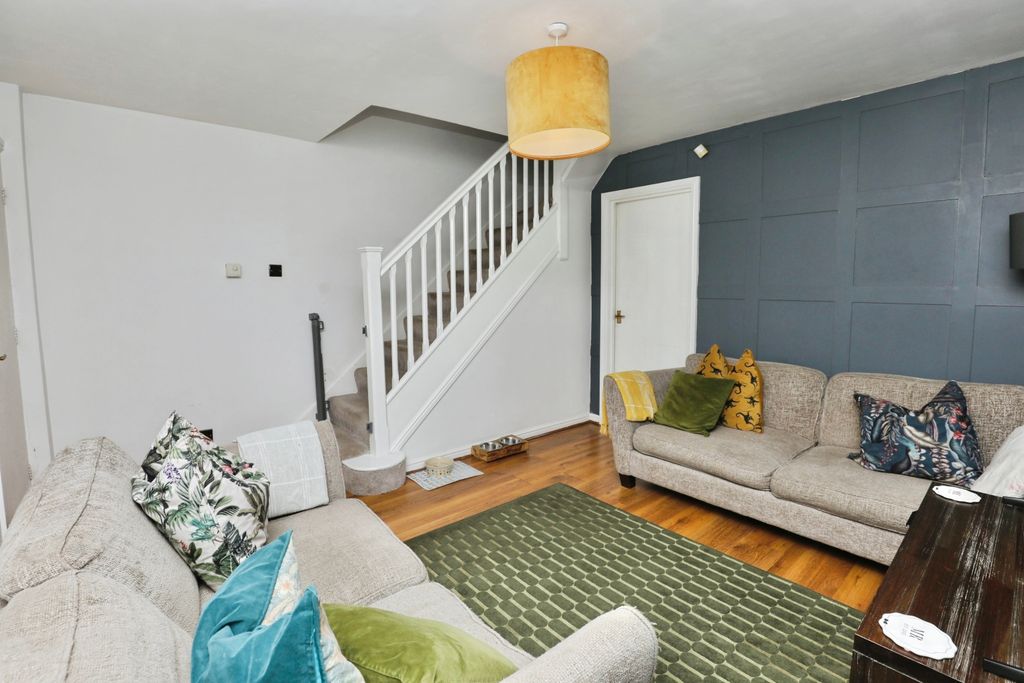 Property photo 2 of 15