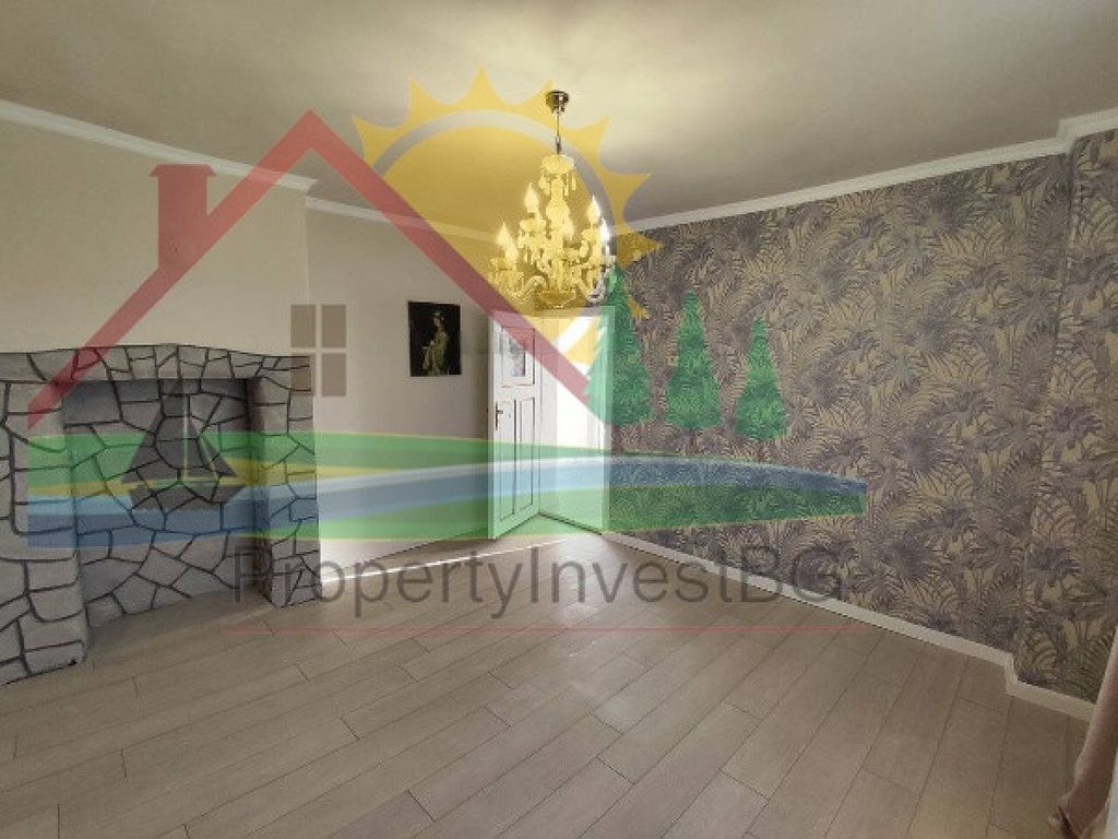 Property photo 3 of 5