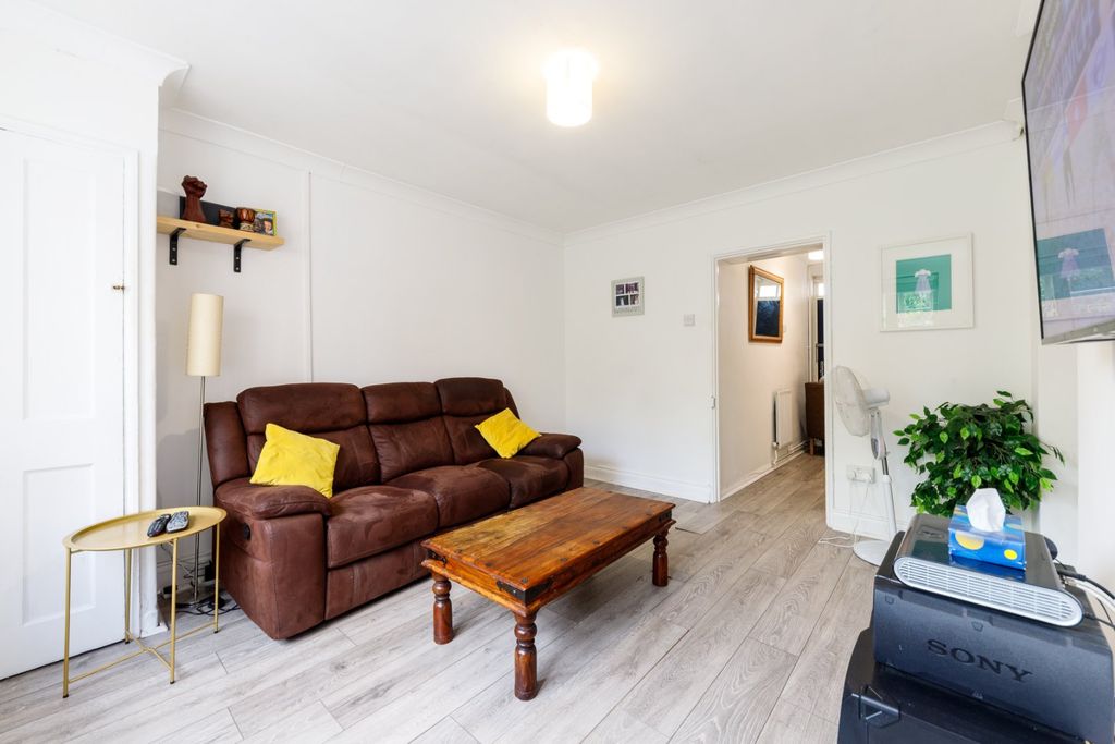 Property photo 2 of 10 Picture No. 06