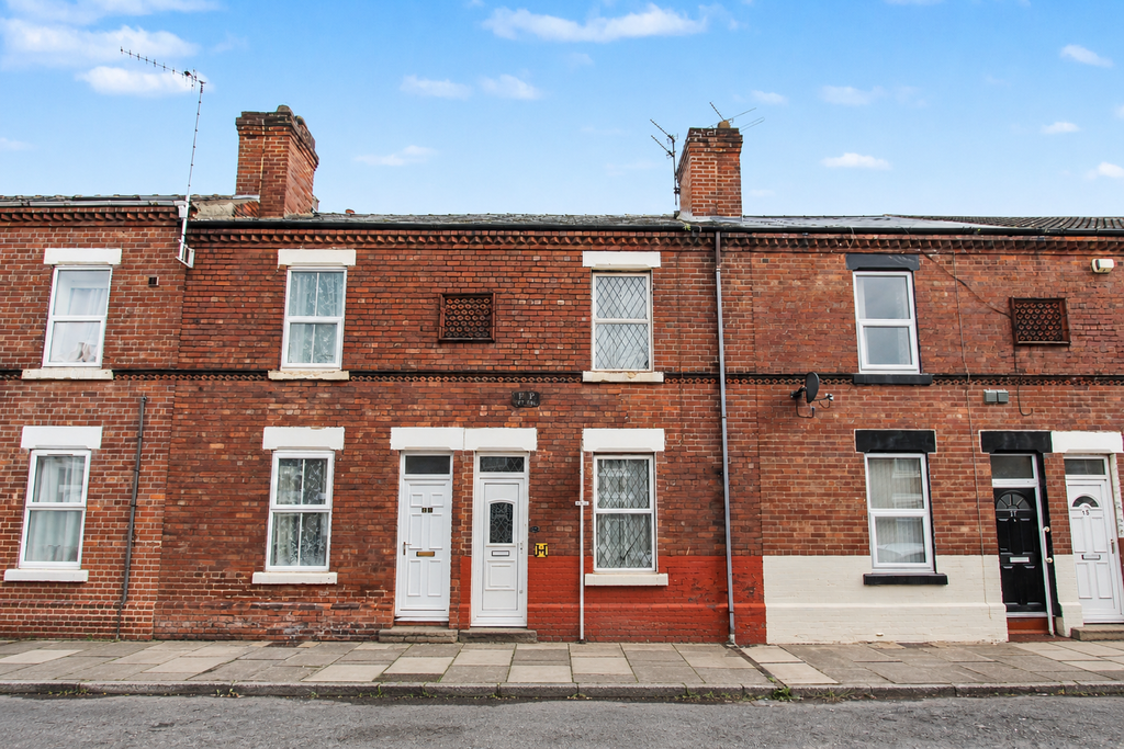 Property photo 1 of 17