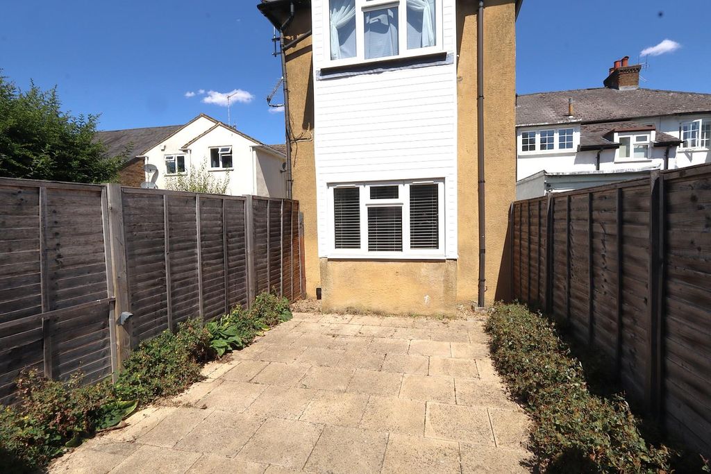 Property photo 3 of 11 Communal Garden