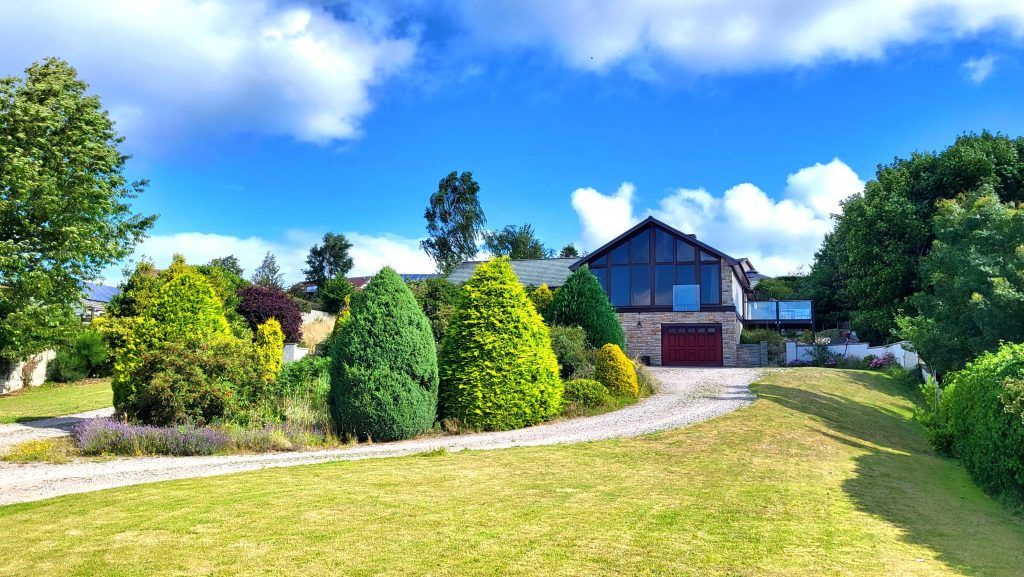 Property photo 1 of 26